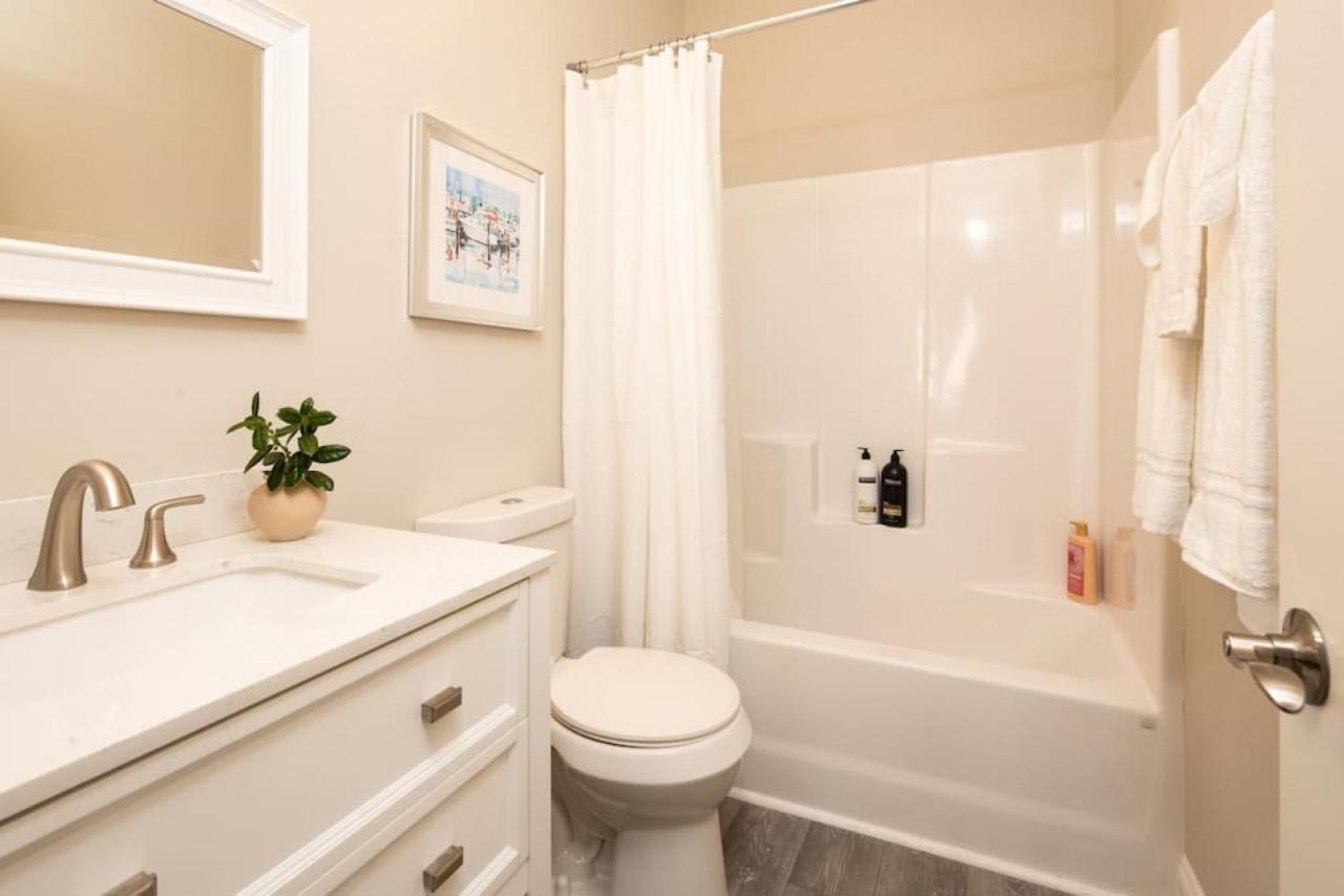 Lovely 4Br King Beds Steps To Beach And Pier F Myrtle Beach Exterior photo
