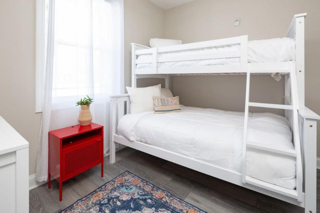 Lovely 4Br King Beds Steps To Beach And Pier F Myrtle Beach Exterior photo